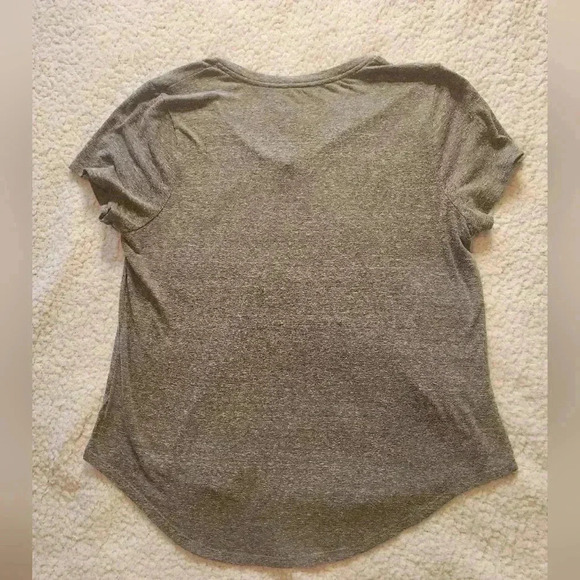 V-Neck Short Sleeve Graphic T-Shirt, XL - Picture 3 of 7